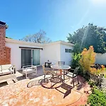 Charming 3Br House - Hal-Uc